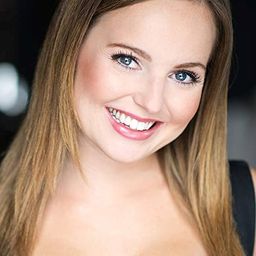 Leala Selina 飾演 Vanessa (voice)