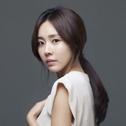 李香英 - 緣起不滅演員 飾演Soo-kyeong