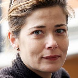 Sandra Ceccarelli 飾演 Rita Mazzoni