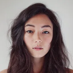 劉承羽 飾演 Chen Ying