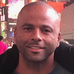 Dan Garcia - 肉體創傷導演