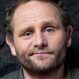 Sverrir Þór Sverrisson 飾演 Sveppi