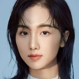 蔡卓音 飾演 Mengli