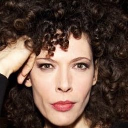 瑪魯·瓦爾迪維索 - 第二回合演員 飾演Estrella