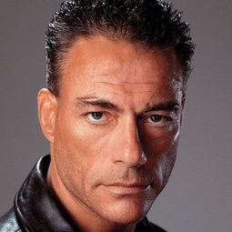 尚格雲頓 - 保鏢演員 飾演Lukas