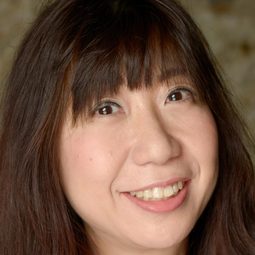 中友子 飾演 Tsutomu's mother (voice)