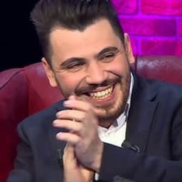 Nassim Haddouche 飾演 Lofti