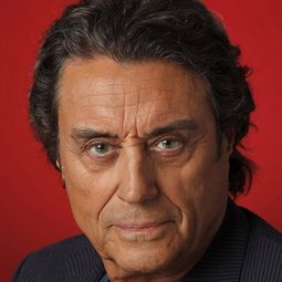 伊恩麥聖 飾演 Beith