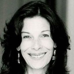 Coralie Seyrig 飾演 Sylvia Plath