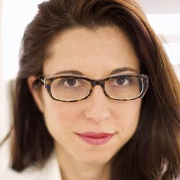 Heather Berlin 飾演 Self