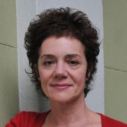 瑪麗亞·奧內托 飾演 Clara Villalba