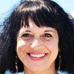 Evelyne Bouvier - 酷瓜人生演員 飾演Little Girl's Mother (voice)