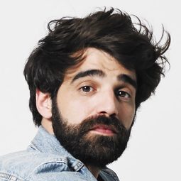 David Verdaguer 飾演 Raul