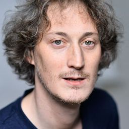 布魯諾·古艾瑞 飾演 