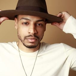 Michael J. Pagan - 非禮勿視演員 飾演Tye