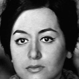 Lucie Arnold - 雙槍智多星演員 飾演Singer