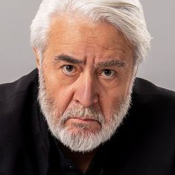 烏魯·宇傑爾 飾演 