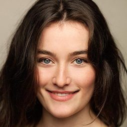 Sarah Pidgeon - 舊年暑假搞乜鬼演員 飾演Stevie Ward