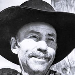 Hank Worden - 獨眼龍演員 飾演Doc