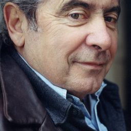 Gérard Lauzier 飾演 Self