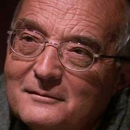 Bruno Monsaingeon 飾演 Piano teacher