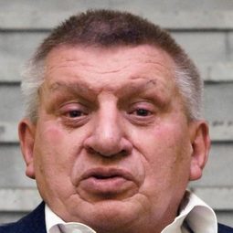 Jiří Krytinář 飾演 Vasile