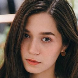 維奧拉禾狄雅 飾演 Jae