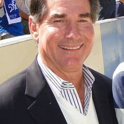 Steve Garvey 飾演 Mr. Spodak