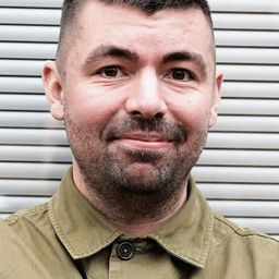 Rich Peppiatt - 嘻蓋骨男孩導演