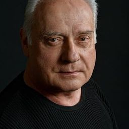 Tadeusz Huk 飾演 pułkownik