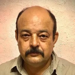 Sidharth Bhardwaj 飾演 Anjum Shakeel