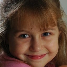 Jessica Butler 飾演 Eartheater