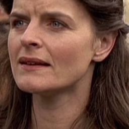 Tamsin Kelsey 飾演 Bunny