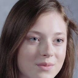 Julia Kuzka 飾演 Alicja Raczyńska