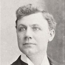 Charles K. French - 春色平分演員 飾演Theatre Patron (uncredited)