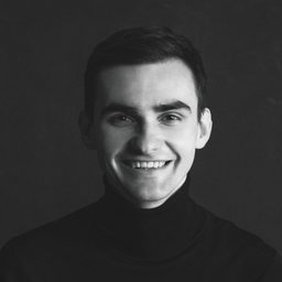 Pavlo Ostrikov - 宇宙只得我共你導演