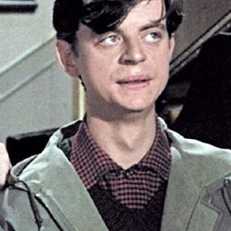 José María Tasso 飾演 Anciano psiquiátrico