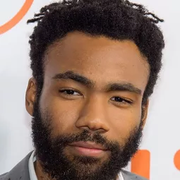 當奴高洛佛 飾演 Self (uncredited)