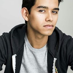 Germain Arroyo 飾演 Augustine Barrientes