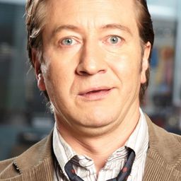 Walter Luengas 飾演 El Angel