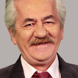 Engin Günay 飾演 İmam