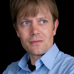 Svante - 找不著北演員 飾演Ginecólogo