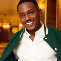 蒂米尼·艾格布森 飾演 Dare Williams