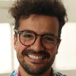 Joaquín Cociña - 狼隱之家導演