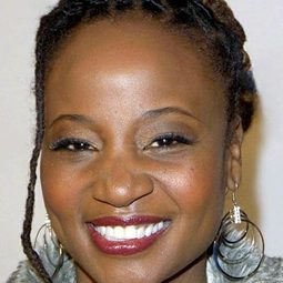 Melanie Nicholls-King - 來不及陪你長大演員 飾演Kaleshia