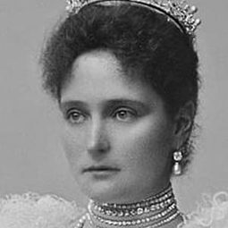 Tsarina Alexandra - The Russian Revolution演員 飾演Self (archive footage)