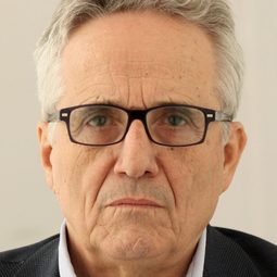 馬可貝洛奇歐 - Devil in the Flesh導演