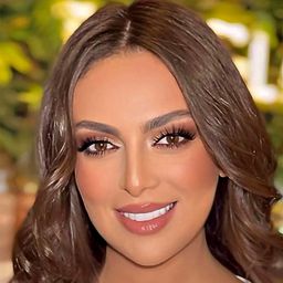 Esraa Abdulfattah 飾演 