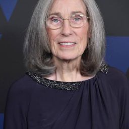 Carol Littleton 飾演 Self