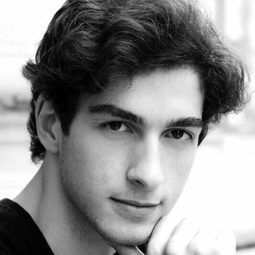 Reece Clarke - 英國皇家芭蕾舞團 : A DIAMOND CELEBRATION演員 飾演